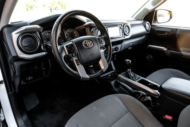 2016 丰田塔科马 SR5 拾音器 4D 5 英尺 — 第 3/4 张图片