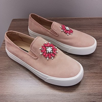 NWOT Karl Lagerfeld Paris 8M Pink Embellished Suede Slip On Sneakers Women 