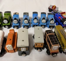 Thomas & Friends Wooden Railway Trains - YOU PICK