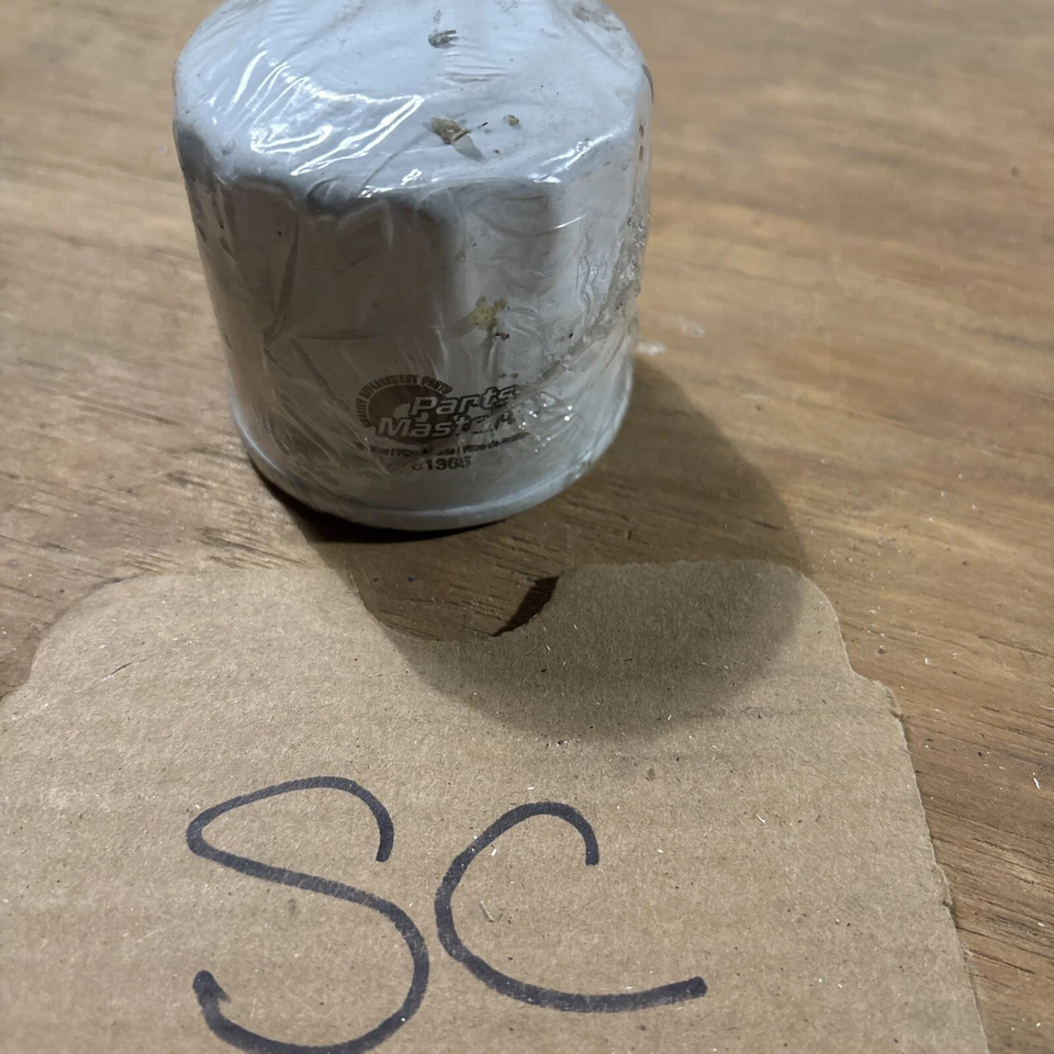 NOS Parts Master Oil Filter 61365 (New Old Stock) - Image 4 of 4