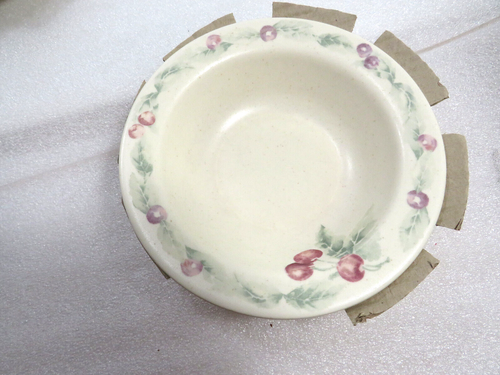 Pfaltzgraff Jamberry Soup Cereal Bowls Stoneware Fruit Rim Set of 4 - Picture 2 of 10