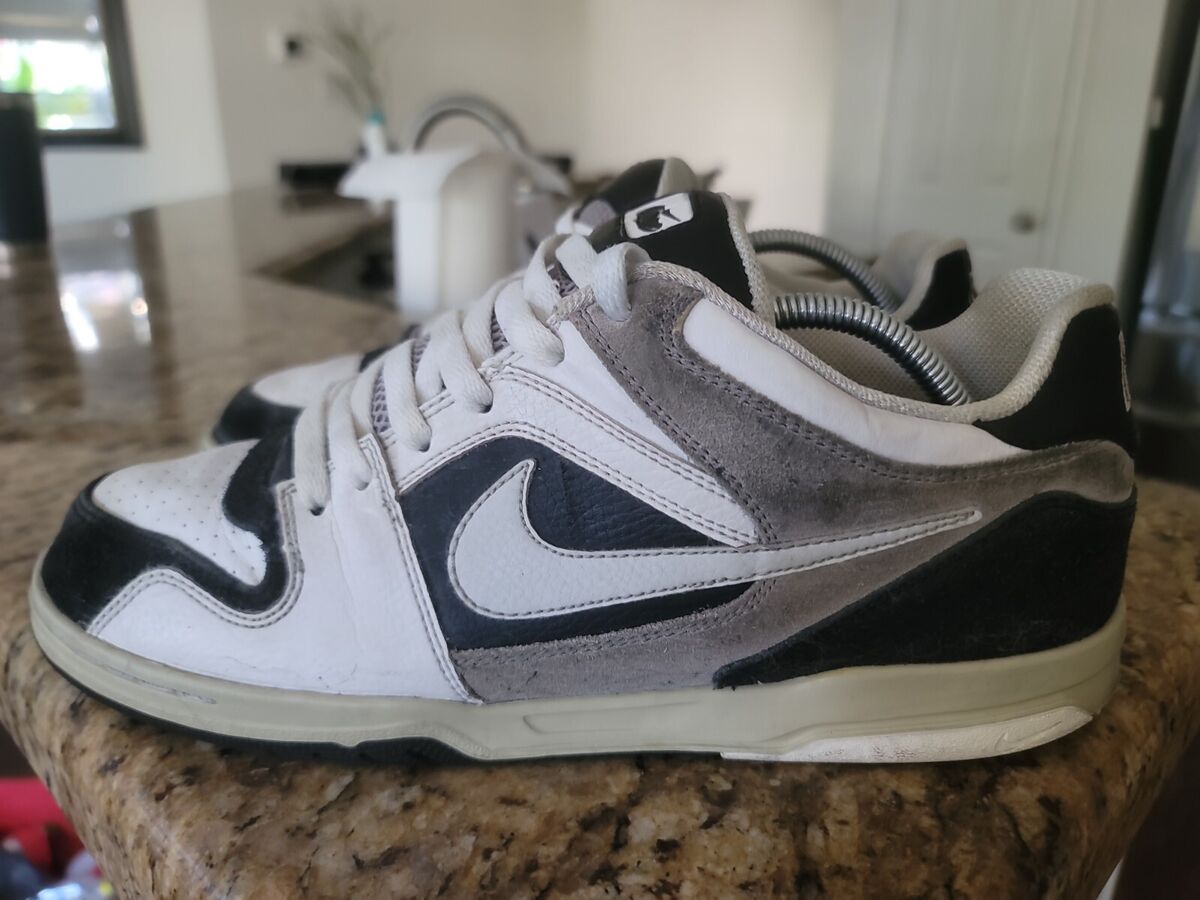 Nike Air Zoom Oncore 6.0 Suede Black White Men's Size 11 US Nike Air Zoom Oncore 6.0 Suede Black White Men's Size 11 US