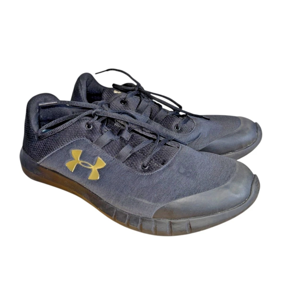 Under Armour Mojo Mens 13 Pre-Owned Training Shoe Black/Gold Sneaker 3019858-004