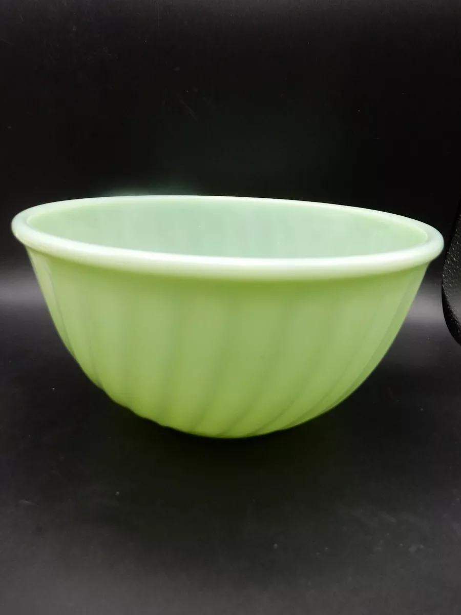 American Metalcraft GBG19 Green 128 oz 18 Inch Diameter Round Glacier  Collection Swirled Recycled Glass Bowl