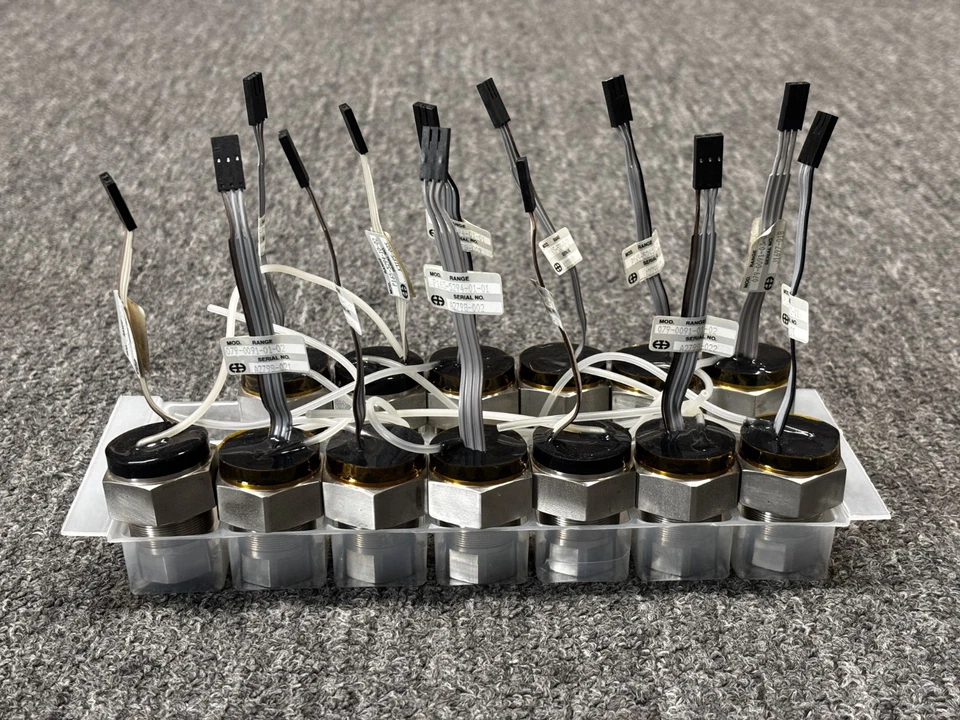 Kavlico Aerospace Pressure Sensor Lot (13 Units) P165-5294 & 079-0091 – NOS Rare - Image 4 of 4