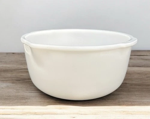 Vintage Sunbeam Mixmaster Model 12 Glasbake Milk Glass Large Mixing Bowl Spout