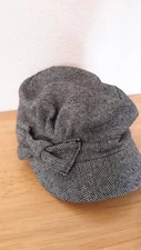 D&Y Womens Newsboy Style Hat Cap Gray Speckled OSFM Adjustable  Lined Bow Accent