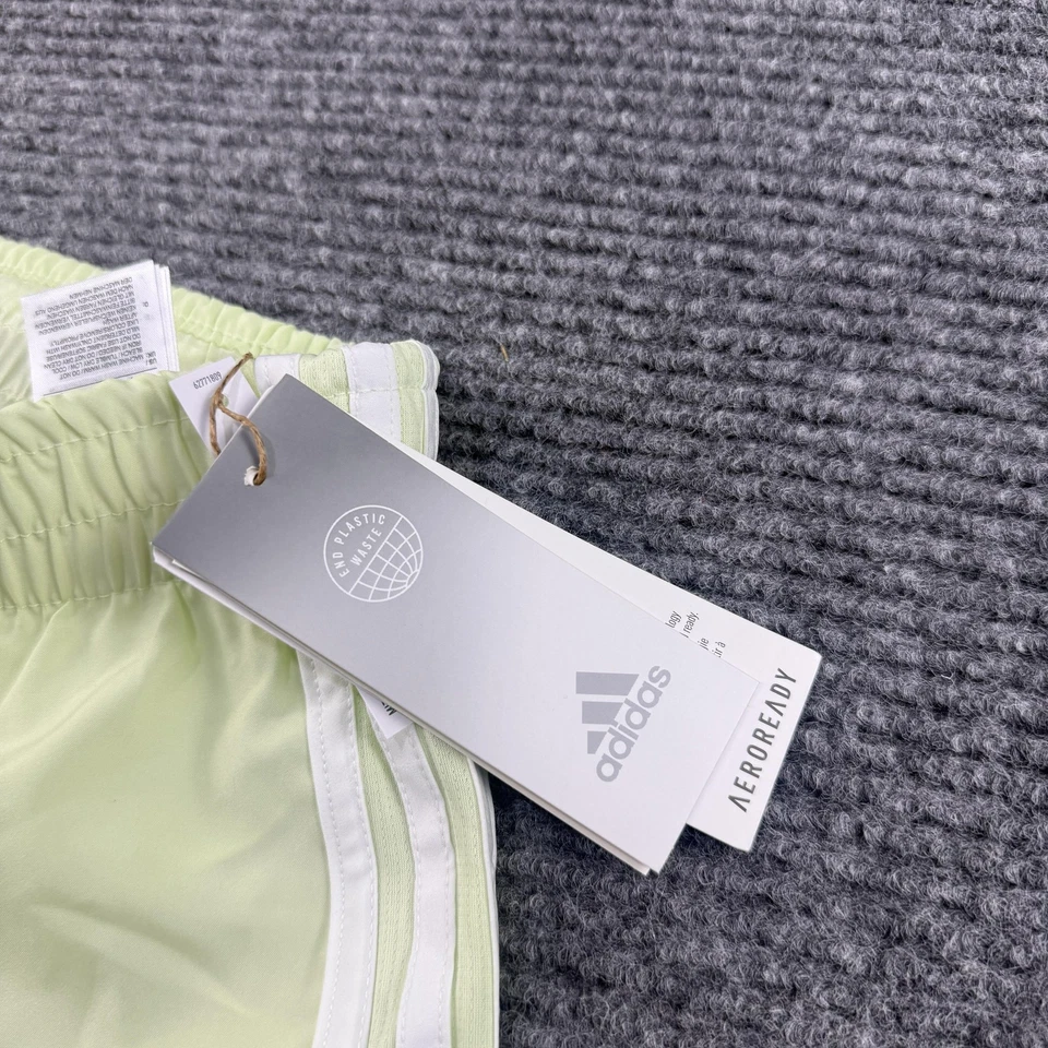 Shorts Adidas Feminino Médio Quase Limão Branco AEROREADY Corrida Carrera M20 Novo - Imagem 4 de 4