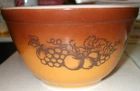 Vintage Pyrex Old Orchard Ombre Brown Fruit 401 Nesting Mixing Bowl 1.5 pt
