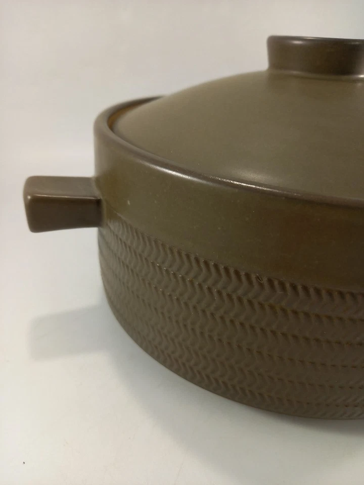 Denby Chevron casserole lidded dish green brown 4 pint 2x handles VGC - Image 3 of 4