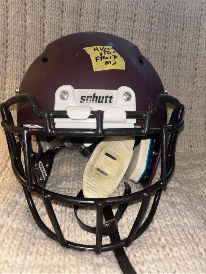 Schutt Vengeance VTD Adult medium, Football Helmet (Flat Mar W/ Black Face Mask) - image 2 of 4
