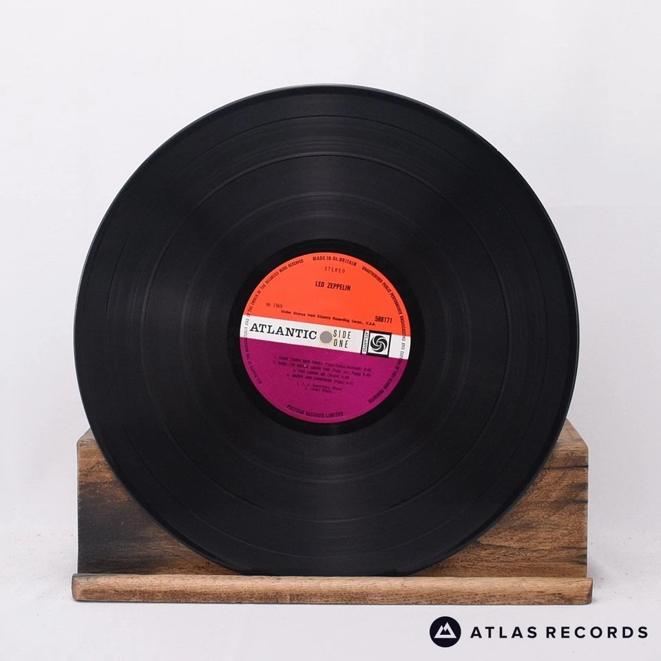 Led Zeppelin Led Zeppelin LP Album Vinyl Record - VG+/VG - Image 4 of 4