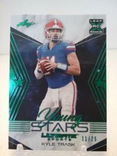 KYLE TRASK 2021 Leaf Ultimate Sports YOUNG STARS RC GREEN HOLO FOIL #11/25 BUC'S