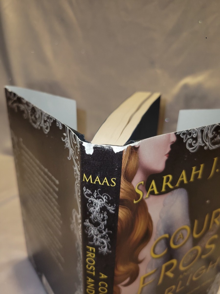洋書 SARAH J MASS ACOTAR ACOMAF ACOWAR ACOTAR/ACOMAF re-read (and giveaway) | The Stacked Shelf