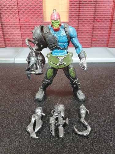 Vintage 2001 Mattel Trap Jaw 200x Figure He-Man Masters of the Universe w/ Acc.