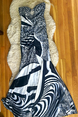Cache Strapless Sweetheart Long Satin Gown, Black/White Animal Print, Size 6