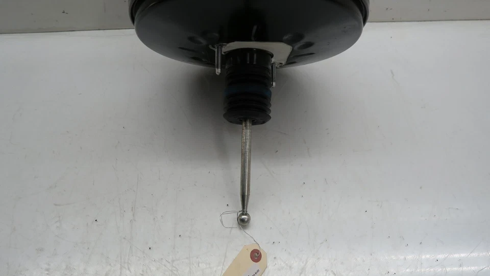 2018-2022 Volkswagen Tiguan OEM 2.0L Power Brake Booster W/Master Cylinder - Image 3 of 4