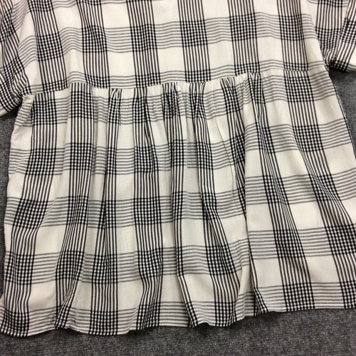 Vici Top Plaid Henley Lagenlook Size Large - Picture 7 of 11