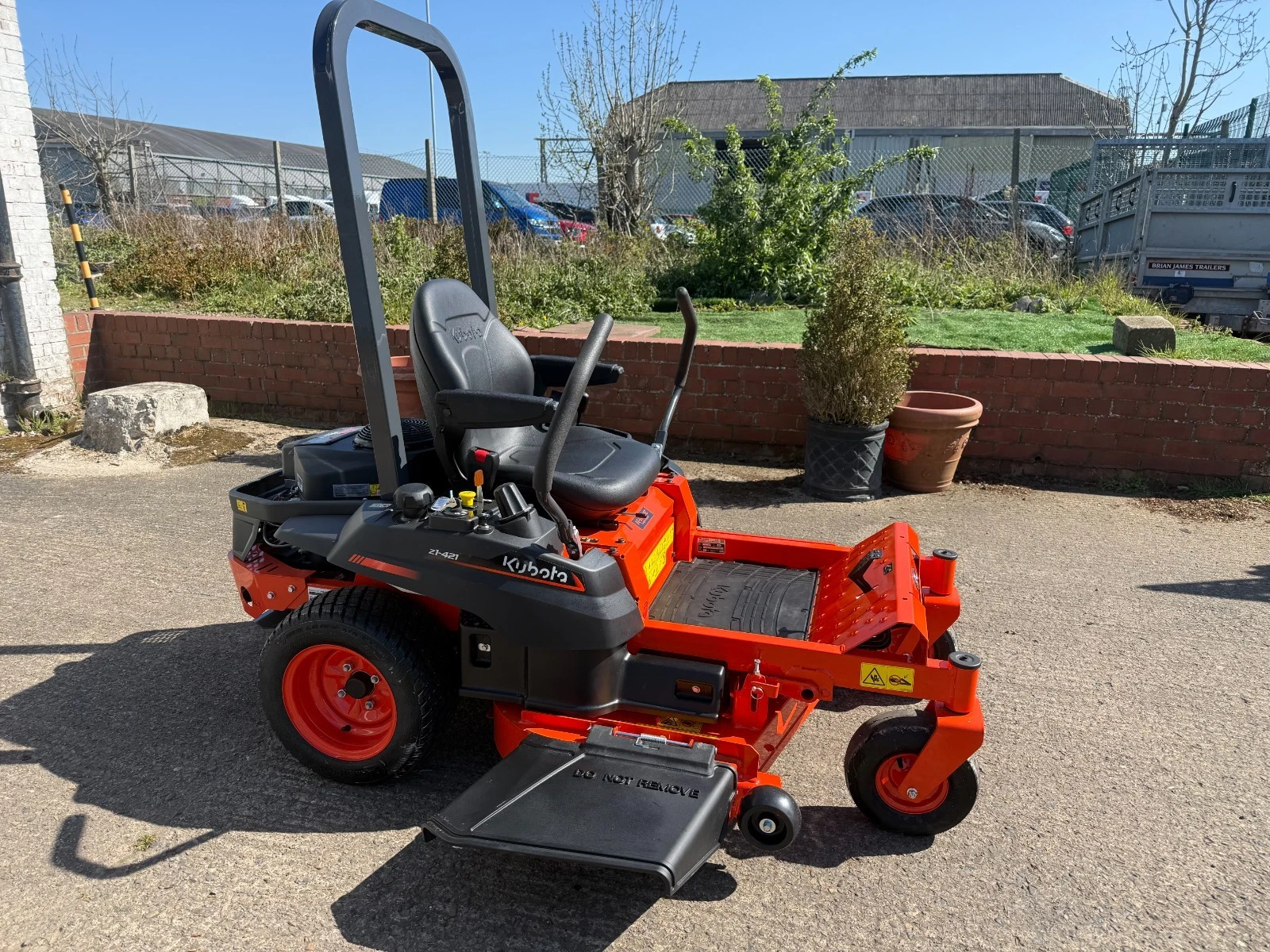 NEW KUBOTA Z1-421 