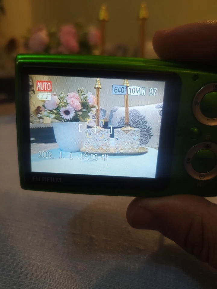 Fujifilm Finepix Z20FD 10MP Camera Green 3x Opitical Zoom TESTED Works - Image 2 of 4