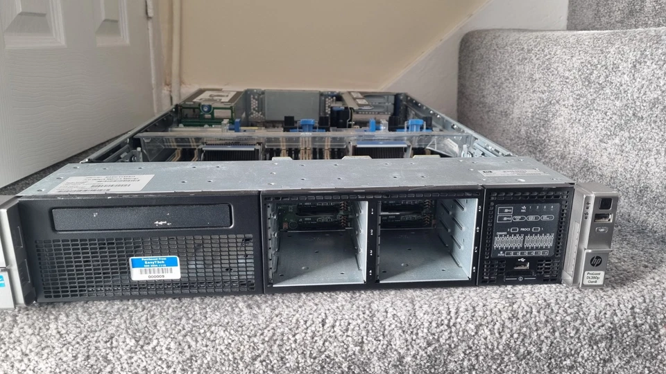 HP Proliant DL380p Gen 8 SFF Rack Server Chasis.(No CPU,RAM or storage) - Image 2 of 4