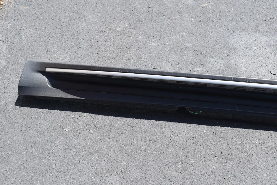 Placa de corrida 2017-2019 Mercedes Benz GLE 43 AMG fabricante de equipamento original - Imagem 2 de 4