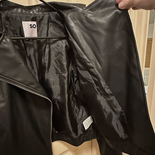 Girls Size Large SO Kohls Black Faux Leather Jacket Zip Pockets - Picture 10 of 13