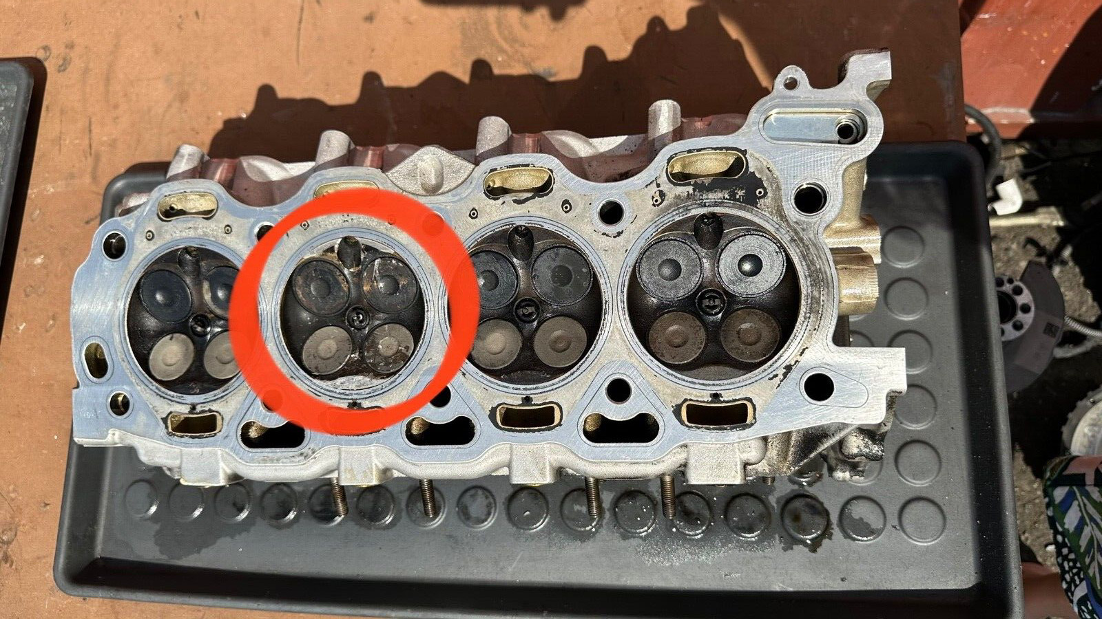 Ferrari 488 GTB Spider RIGHT HAND CYLINDER HEAD RH Bank1 complete w camshaft OEM