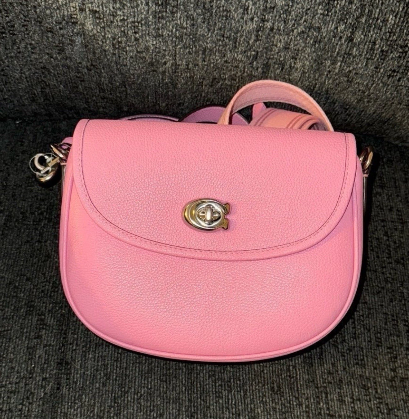 Borsa da sella Coach Willow con 2 cinghie in morbida pelle di ciottoli argento rosa vivo nuova con etichette