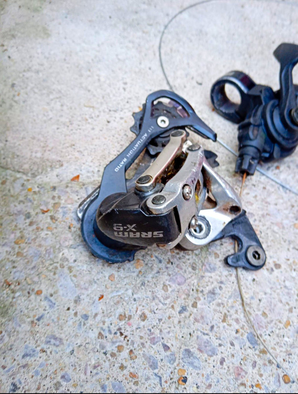 SRAM X.9 MTB 9-Speed Rear Derailleur Long Cage Hanger Mount Black/Silver