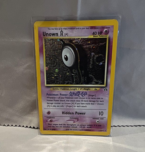 Unown [A] (Neo Discovery)