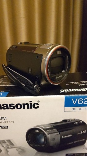 Panasonic HC-V620M Full HD Camcorder 32GB w/AC Adapter, Box MINT Tested AWB - Picture 2 of 9