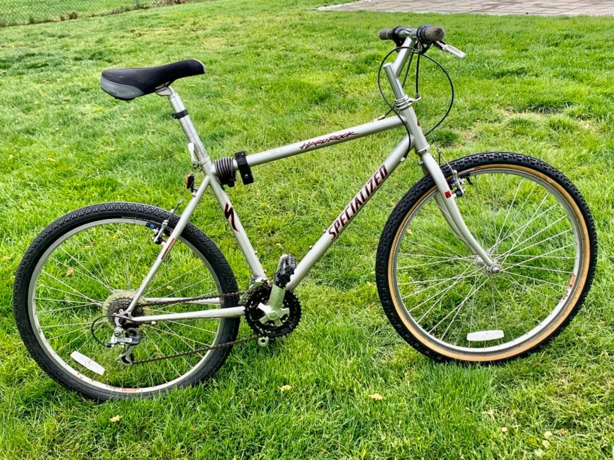 Specialized HardRock Mountain Bike Vintage, 2 New Spare Tires