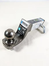 Reese Towpower 7039300 Starter Kit  5000lbs 3 1/4" Drop 2" Ball Interlock