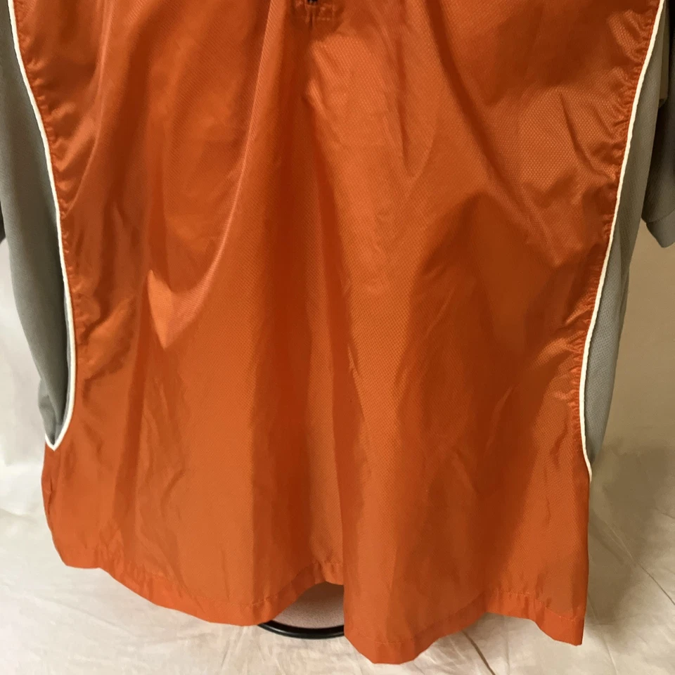 Lot of Two Mizuno Teamwear Baseball Warm Up Batting Shirt Medium 1 Red 1 Orange - Image 4 of 4