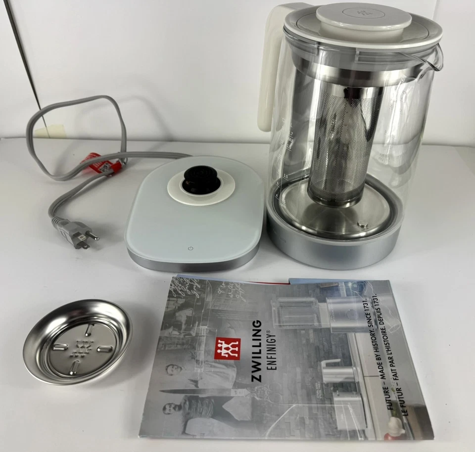 New! Zwilling Enfinigy Electric Kettle Glass 1.7 L - Image 2 of 4