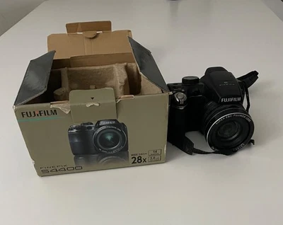 Fujifilm FinePix S4400 Digitalkamera – 14 MP, 28x Zoom, HD Video - Bild 1 von 4