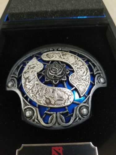 Dota 2 Aegis 2023 International Championships Collector Aegis Shield New wo/Box - Picture 2 of 4