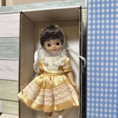 1115 Tiny Betsy McCall Spring | eBay