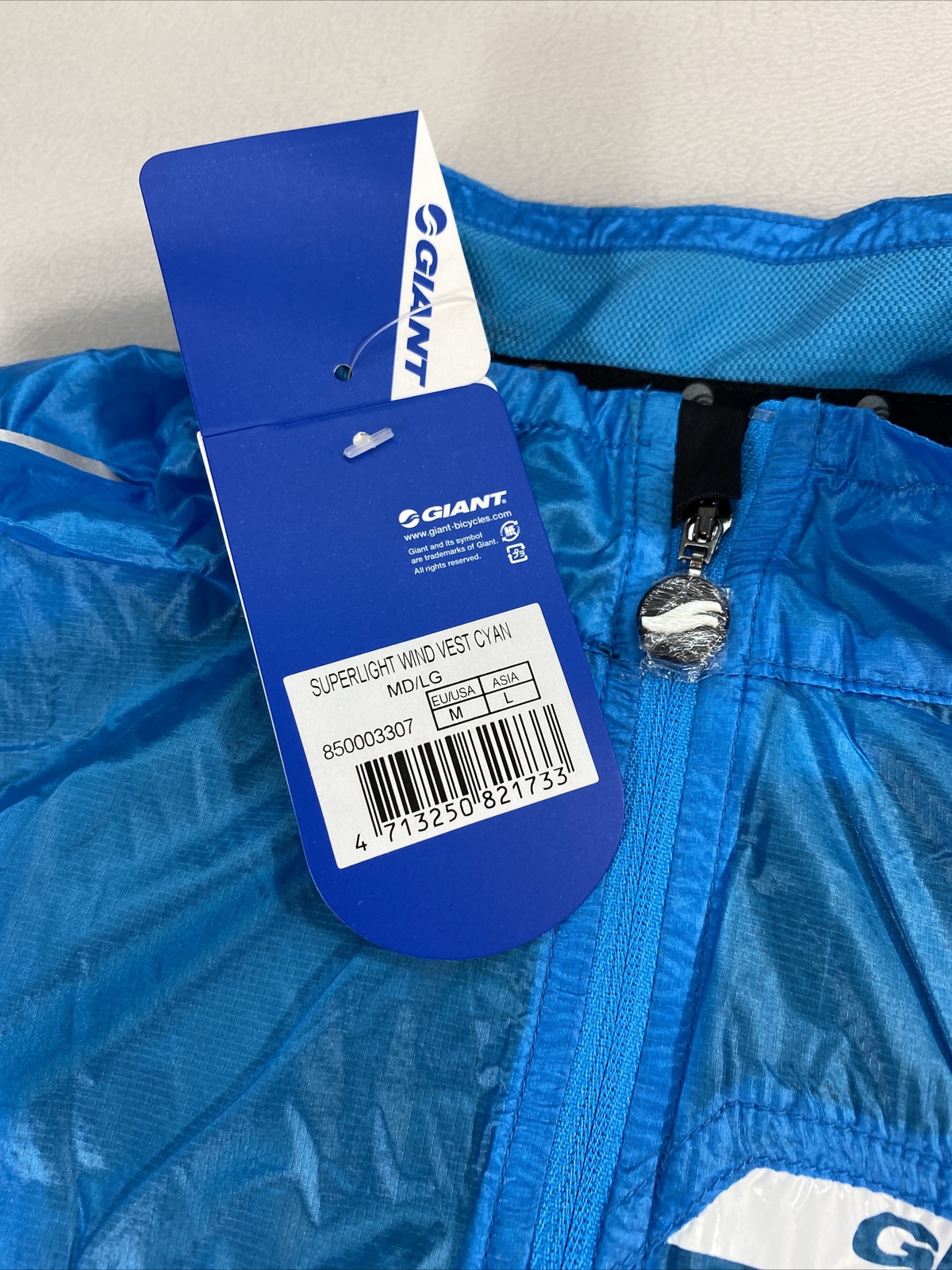 Giant superlight cycling wind vest 
