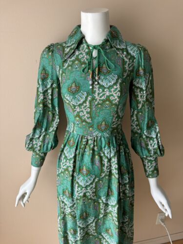 Vintage Dress 60s 70s Dollyrockers Mod Green Paisl