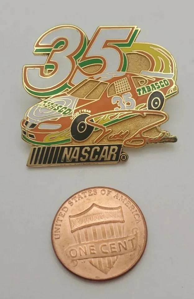 Сувенирная булавка на лацкан шляпу Todd Bodine No35 NASCAR Racing Tabasco - Изображение 2 из 3