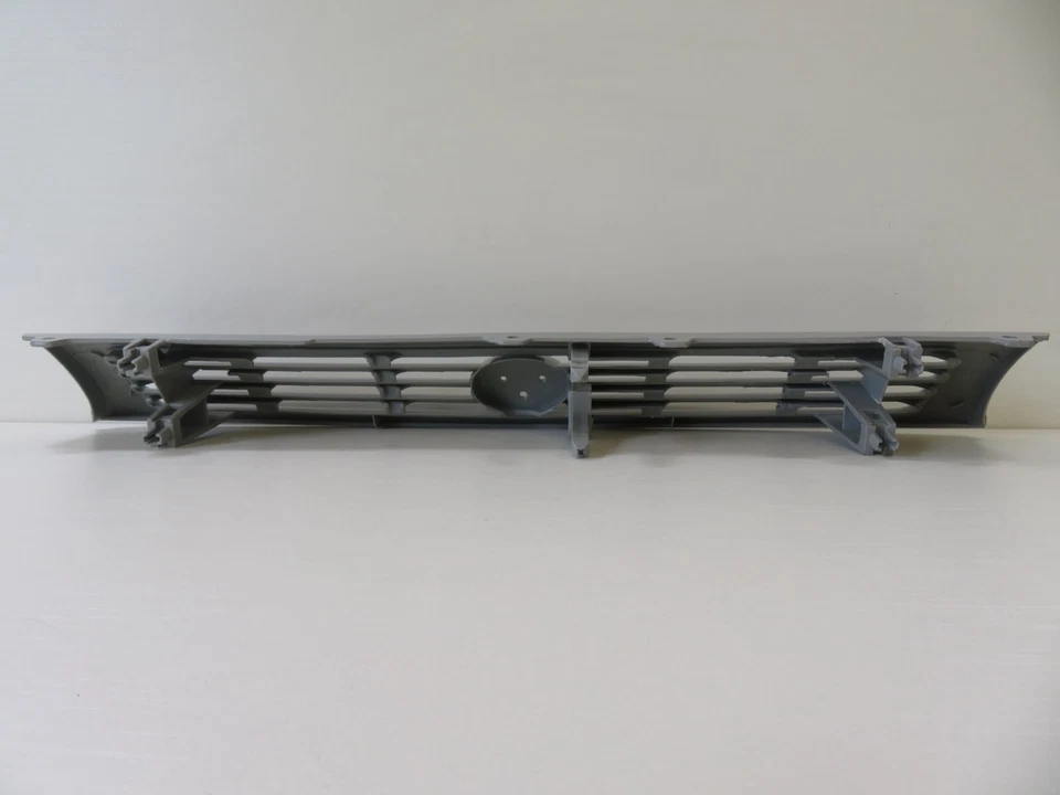 REJILLA DELANTERA PARA MAZDA 626 MZ07042GA AÑOS 1991-1997 Foto 4 de 4