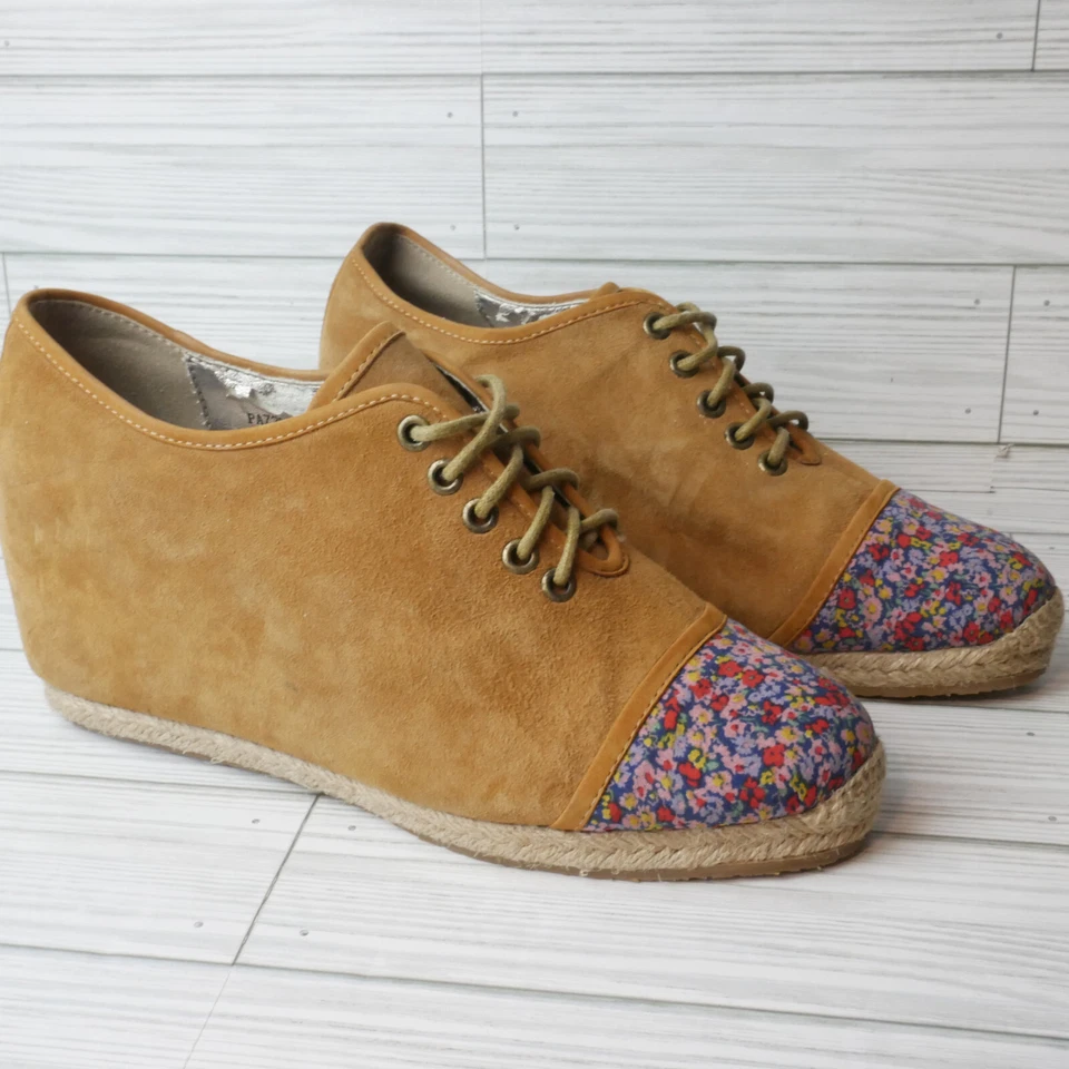 Zapatos con cordones de cuña Charlotte Ronson talla 7,5 color tostado con flores de colores Foto 3 de 4