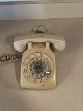 Vintage Western Electric Beige Tan Bell System Rotary Dial Desk Phone Telephone