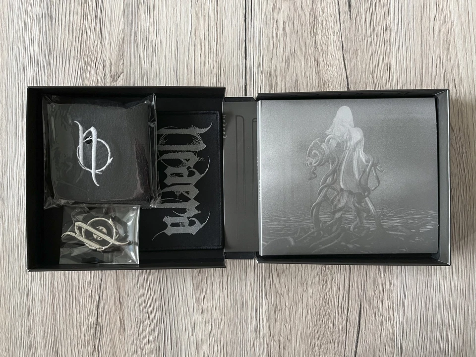 ***TOP: NEAERA - NEAERA, LIMITED EDITION 2CD BOX SET + PIN, PATCH, SWEAT BAND*** - Bild 4 von 4