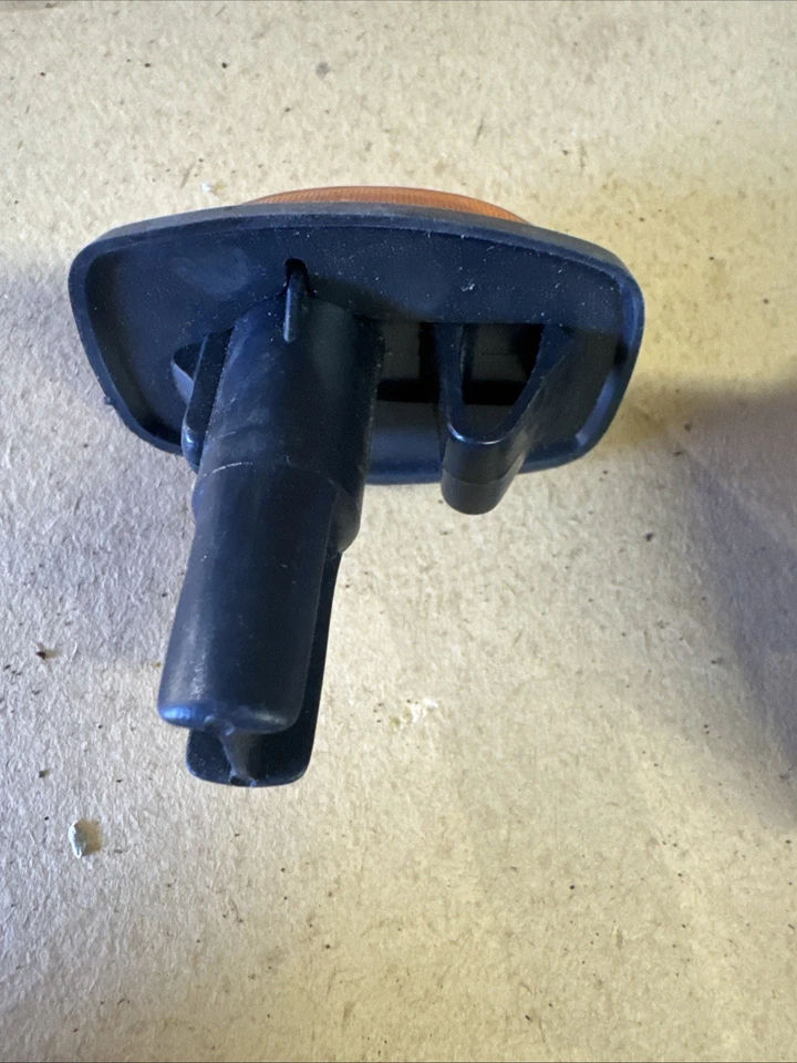 FIAT 126/ COPPIA FRECCIE LATERALI  - Immagine 3 di 4