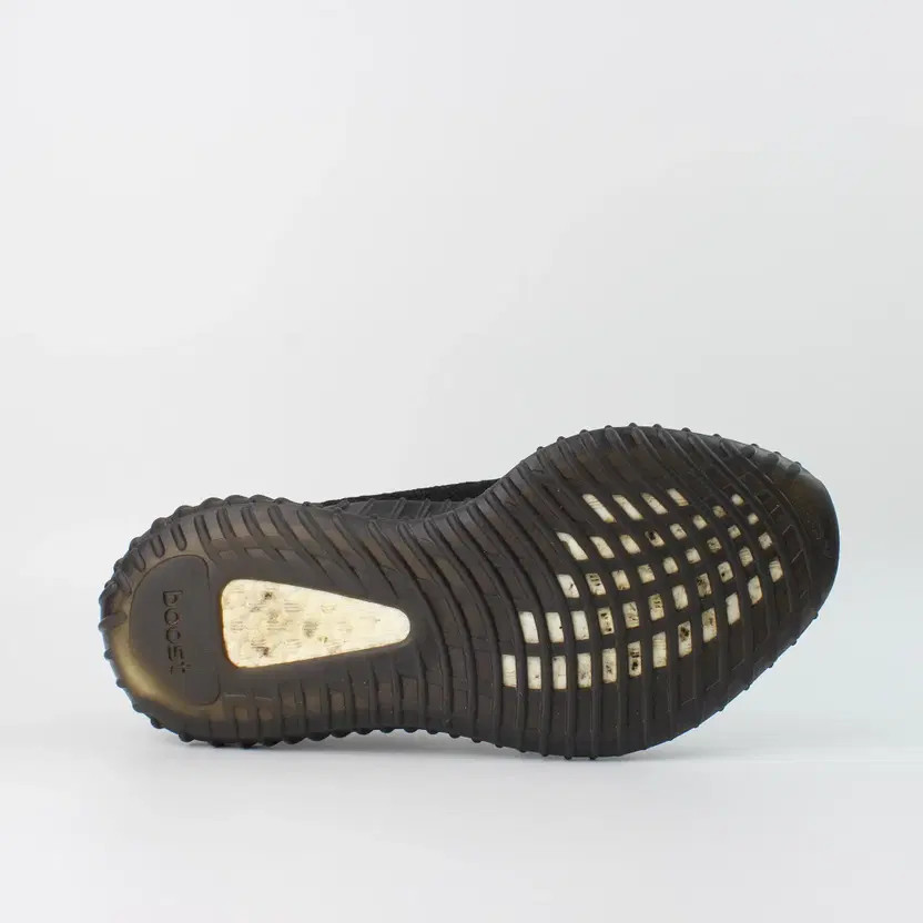 Adidas Yeezy Boost 350 V2 Black Red Sneakers - Size 265, 2020 Model, Used thumbnail 5