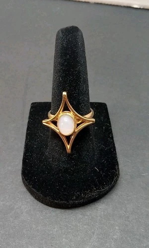Sarah Coventry Vtg "Moon Beam" Ring Sz 6 Gold Tone Costume 70's Fashion Jewelry