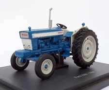 Hachette 1/43 Scale Model Tractor HT085 - 1964 Ford 5000 - Blue